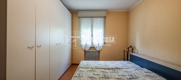 3 chambres Appartement à Correggio, Italy No. 348694 17
