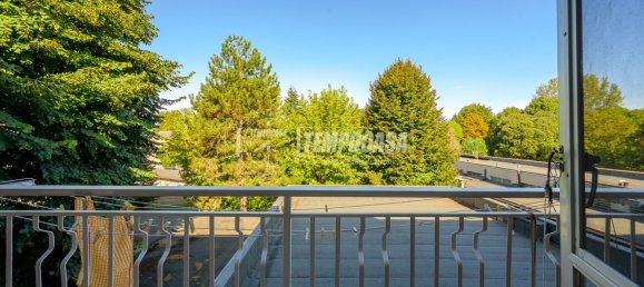 3 chambres Appartement à Correggio, Italy No. 348694 14