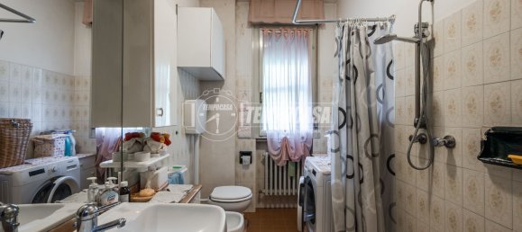 3 chambres Appartement à Correggio, Italy No. 348694 23