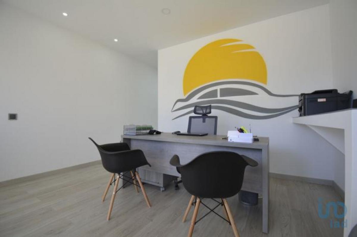 54m² Shop in Castro Marim, Portugal No. 1925