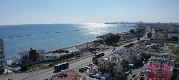 4 Schlafzimmer Villa in Larnaca, Cyprus, Nr. 20118 9