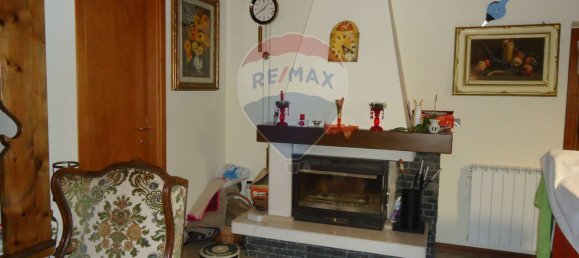 Apartamento de 4 dormitorios en Ponte di Legno, Italy No. 84446 3