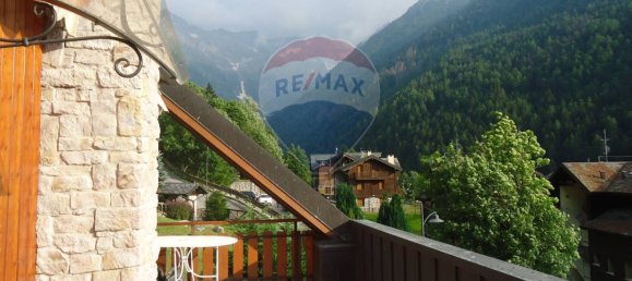 Apartamento de 4 dormitorios en Ponte di Legno, Italy No. 84446 6