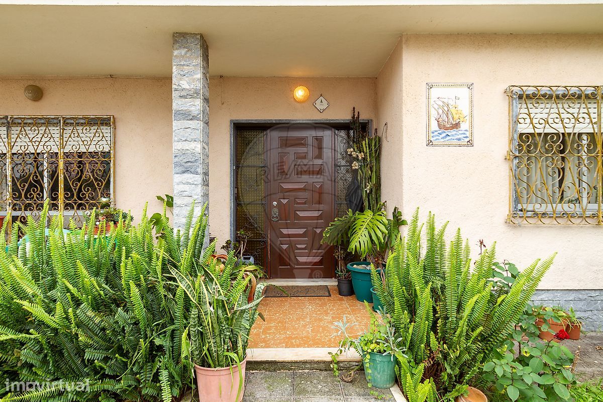 5 غرف نوم منزل في Cascais, Portugal رقم 180910