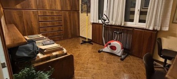 4غرفة شقة في Brescia, Italy رقم 65800 32