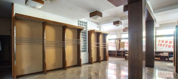 159m² Commercial property in Trieste, Italy No. 347690 5