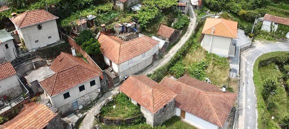 2 bedrooms House in Arcos de Valdevez, Portugal No. 16851 4