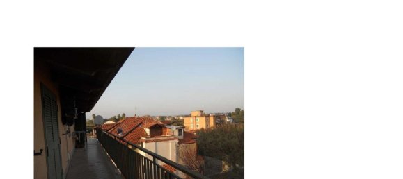4 rooms Apartment in Giugliano in Campania, Italy No. 11740 2