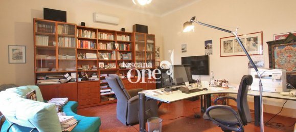 Villa de 8 dormitorios en San Giuliano Terme, Italy No. 80389 11