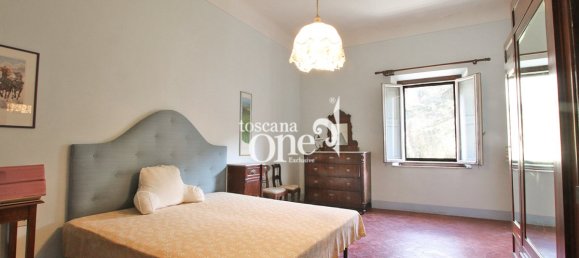Villa de 8 dormitorios en San Giuliano Terme, Italy No. 80389 18