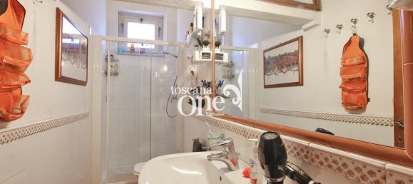 Villa de 8 dormitorios en San Giuliano Terme, Italy No. 80389 30