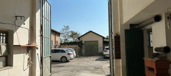 34m² Garage in Cuneo, Italy No. 82669 6