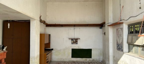 34m² Garage in Cuneo, Italy No. 82669 3