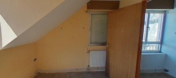 Casa de 4 dormitorios en Puente de Domingo Flórez, Spain No. 82945 9