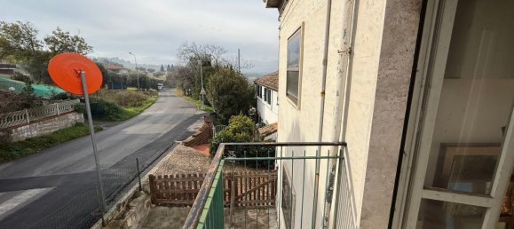 10-salle Villa à Chiaravalle, Italy No. 226403 4