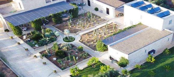 Villa de 10 dormitorios en Ruffano, Italy No. 720 12