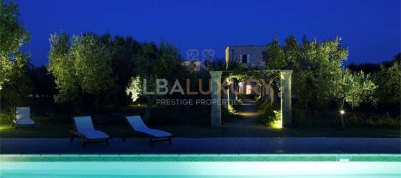 Villa de 10 dormitorios en Ruffano, Italy No. 720 3