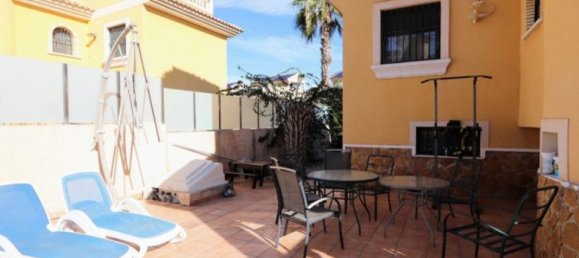 3 bedrooms House in La Zenia, Spain No. 177141 20