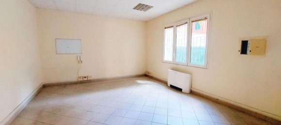 Büro in Bologna, Italy 537m², Nr. 372668 4
