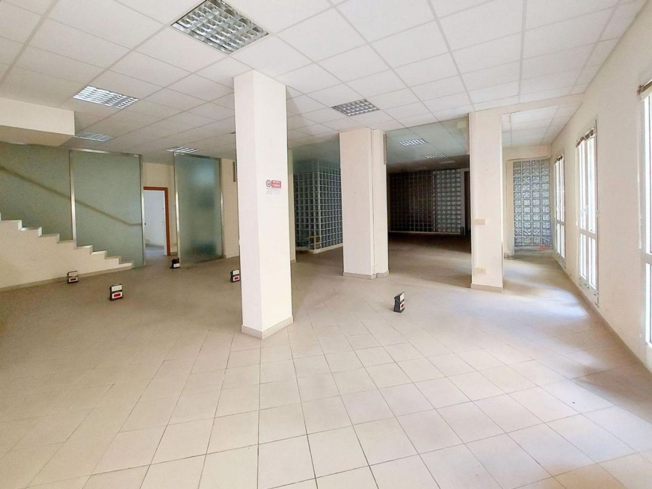 Büro in Bologna, Italy 537m², Nr. 372668