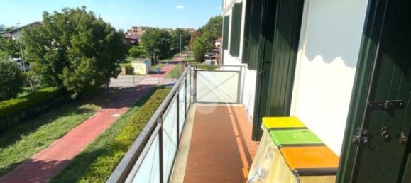 2 bedrooms Apartment in Mirandola, Italy No. 322932 7