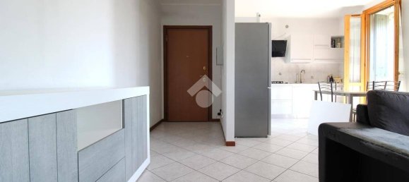 2 bedrooms Apartment in Mirandola, Italy No. 322932 3