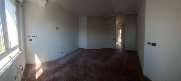 2 Schlafzimmer Wohnung in Paderno d'Adda, Italy, Nr. 276605 11