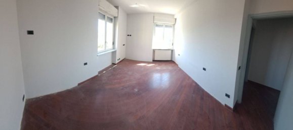 2 Schlafzimmer Wohnung in Paderno d'Adda, Italy, Nr. 276605 16
