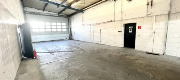 10-salle Bâtiment à Solingen, Germany No. 41716 12