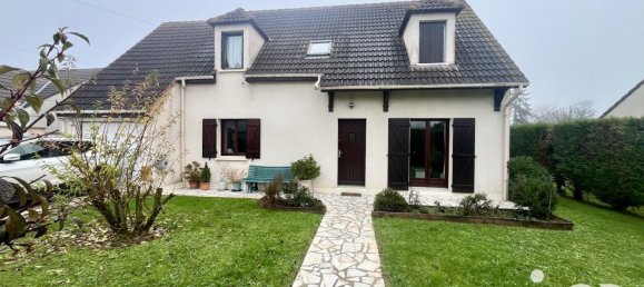 Casa de 4 dormitorios en Puiseaux, France No. 55236 15