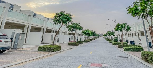 2 غرف نوم تاون هاوس في دبي, UAE رقم 2053 5