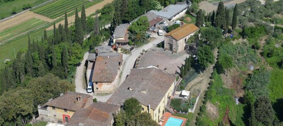 Studio in Santa Maria a Monte, Italy No. 1515 2