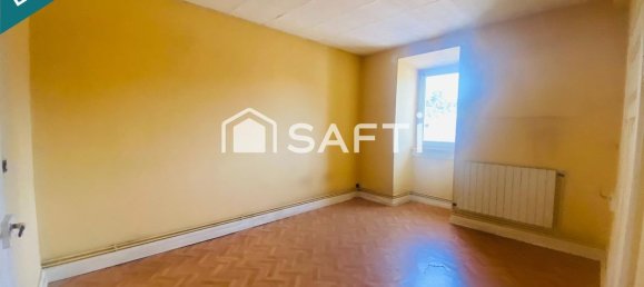 2 chambres Appartement à Vitry-sur-Orne, France No. 257625 2