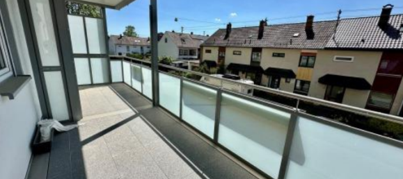 3 bedrooms Apartment in Augsburg, Germany No. 242351 2