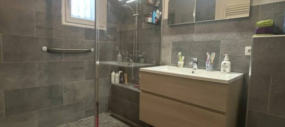 4 chambres Villa à Loyettes, France No. 203221 9