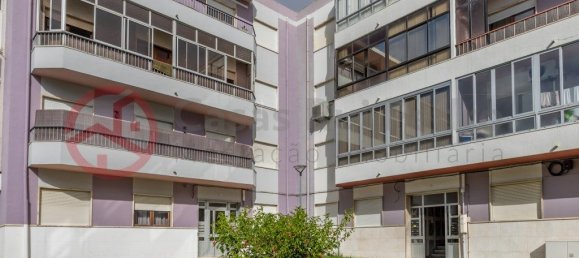 2 Schlafzimmer Wohnung in Seixal, Portugal, Nr. 312499 2