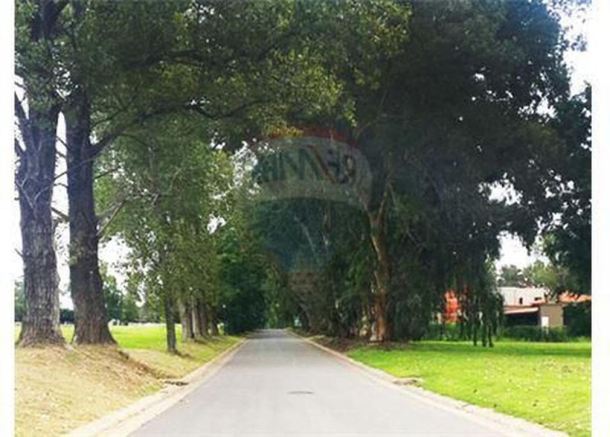  Land in Escobar, Argentina No. 44930