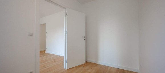 2 rooms Apartment in Penzing, Austria No. 20260 4