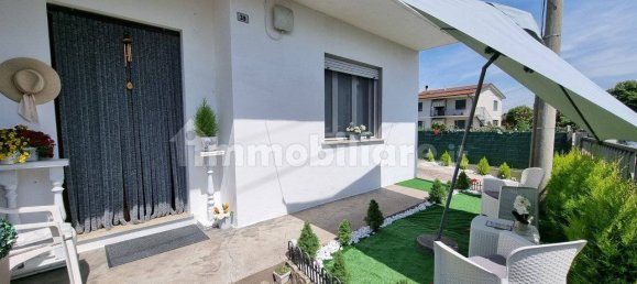 2 Schlafzimmer Villa in Ponso, Italy, Nr. 291353 3