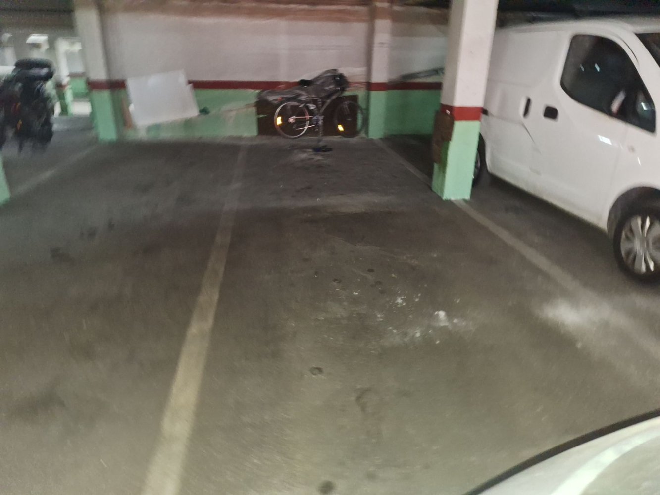 Garage in Las Rozas de Madrid, Spain, Nr. 215875