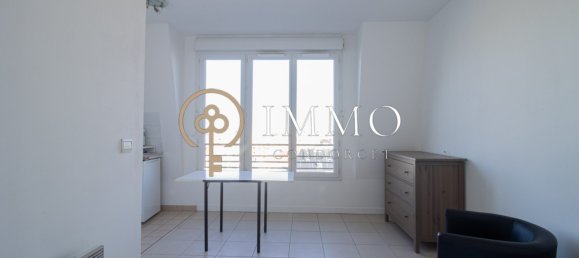 Estudio en Bourg-la-Reine, France No. 163644 6