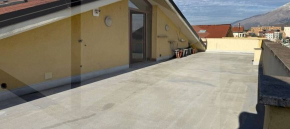 Penthouse de 3 divisões em Avezzano, Italy N.º 21208 2