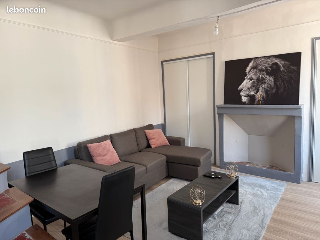 3 chambres Maison de ville à Le Luc, France No. 316186