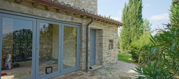 28 Schlafzimmer Haus in Umbertide, Italy, Nr. 322848 13