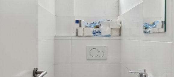 Квартира с 4 комнатами в Хайльбронн, Германия № 297731 11