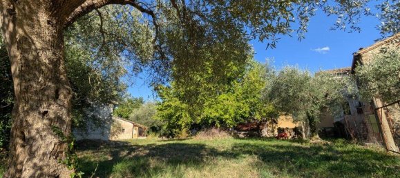 4 bedrooms Villa in Cingoli, Italy No. 329315 6