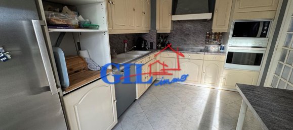 Дом с 4 спальнями в Вер-Сен-Дени, Франция № 169927 7