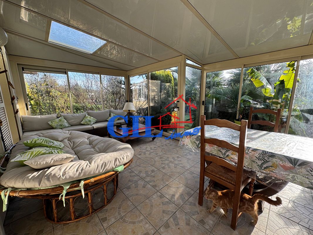 Дом с 4 спальнями в Вер-Сен-Дени, Франция № 169927