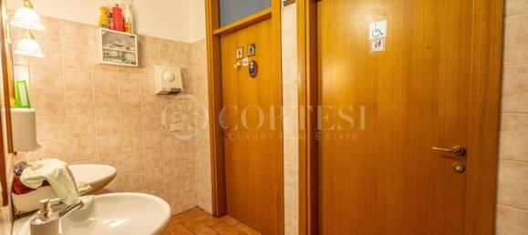 5-Zimmer Gewerbliche Immobilie in Città di Castello, Italy, Nr. 277170 45