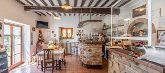 5-Zimmer Gewerbliche Immobilie in Città di Castello, Italy, Nr. 277170 10